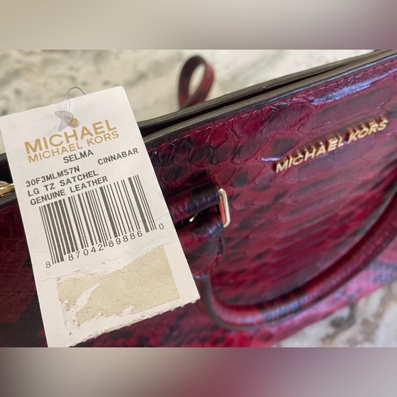 MICHAEL KORS Cinnabar Anaconda Selma Large Tote Purse - Picture 4 of 16